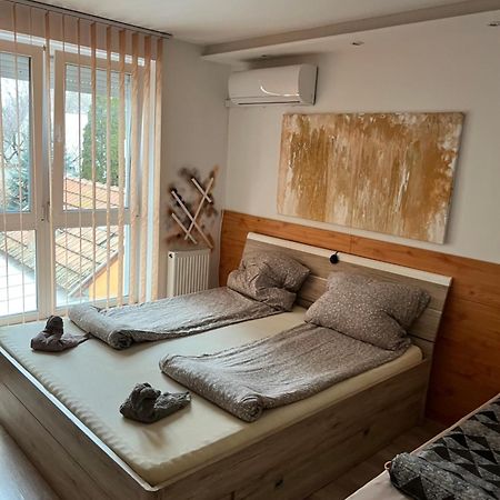 Sweet Dream Guesthouse แซแก็ด ภายนอก รูปภาพ